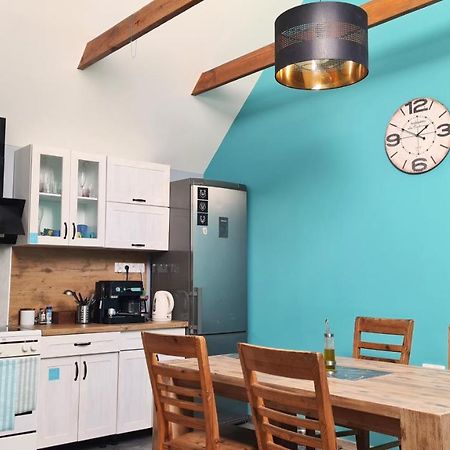 W20 Hostel Goledzinow 외부 사진