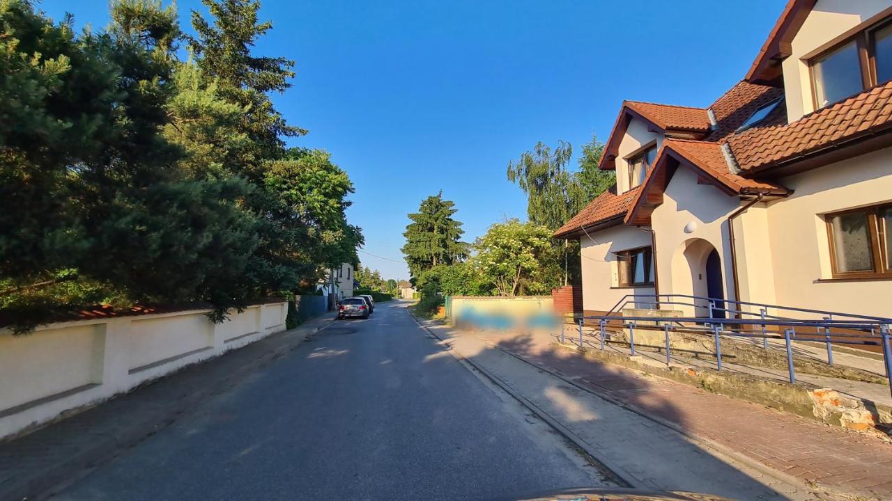 W20 Hostel Goledzinow 외부 사진