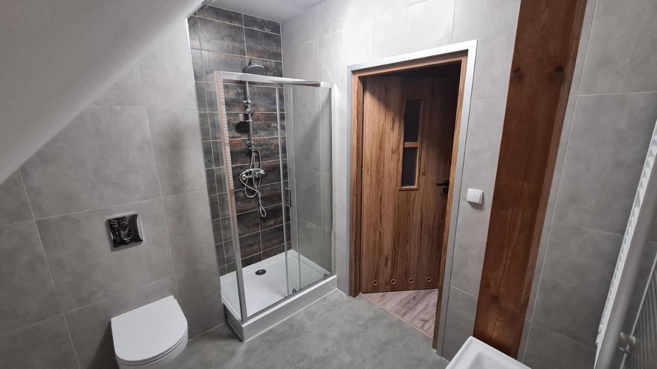 W20 Hostel Goledzinow 외부 사진