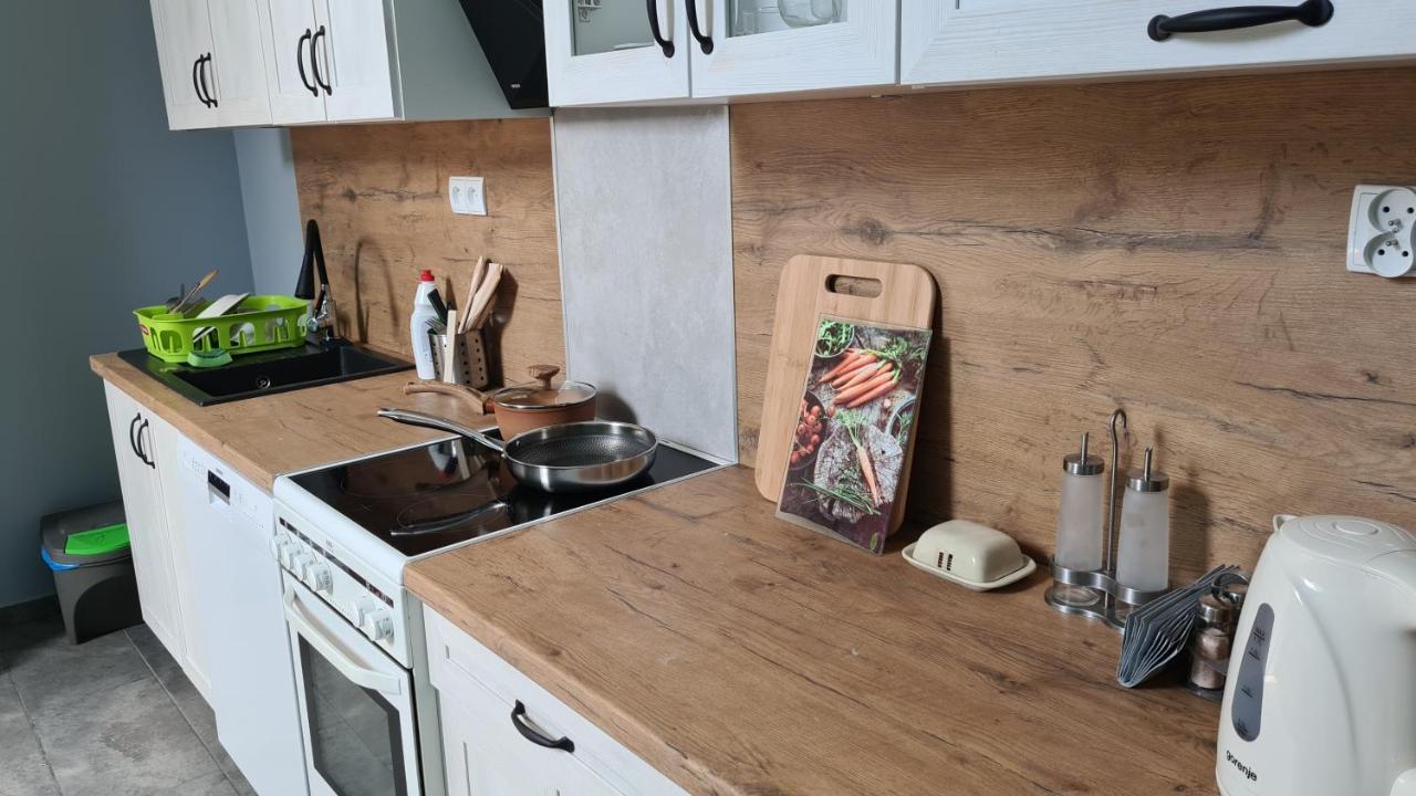 W20 Hostel Goledzinow 외부 사진