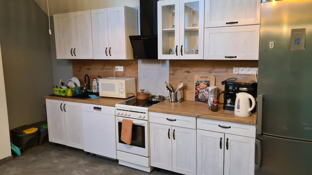 W20 Hostel Goledzinow 외부 사진