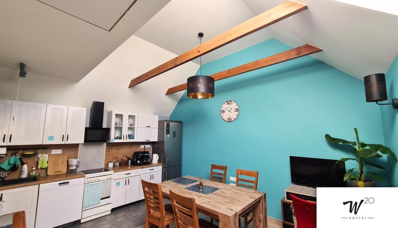 W20 Hostel Goledzinow 외부 사진