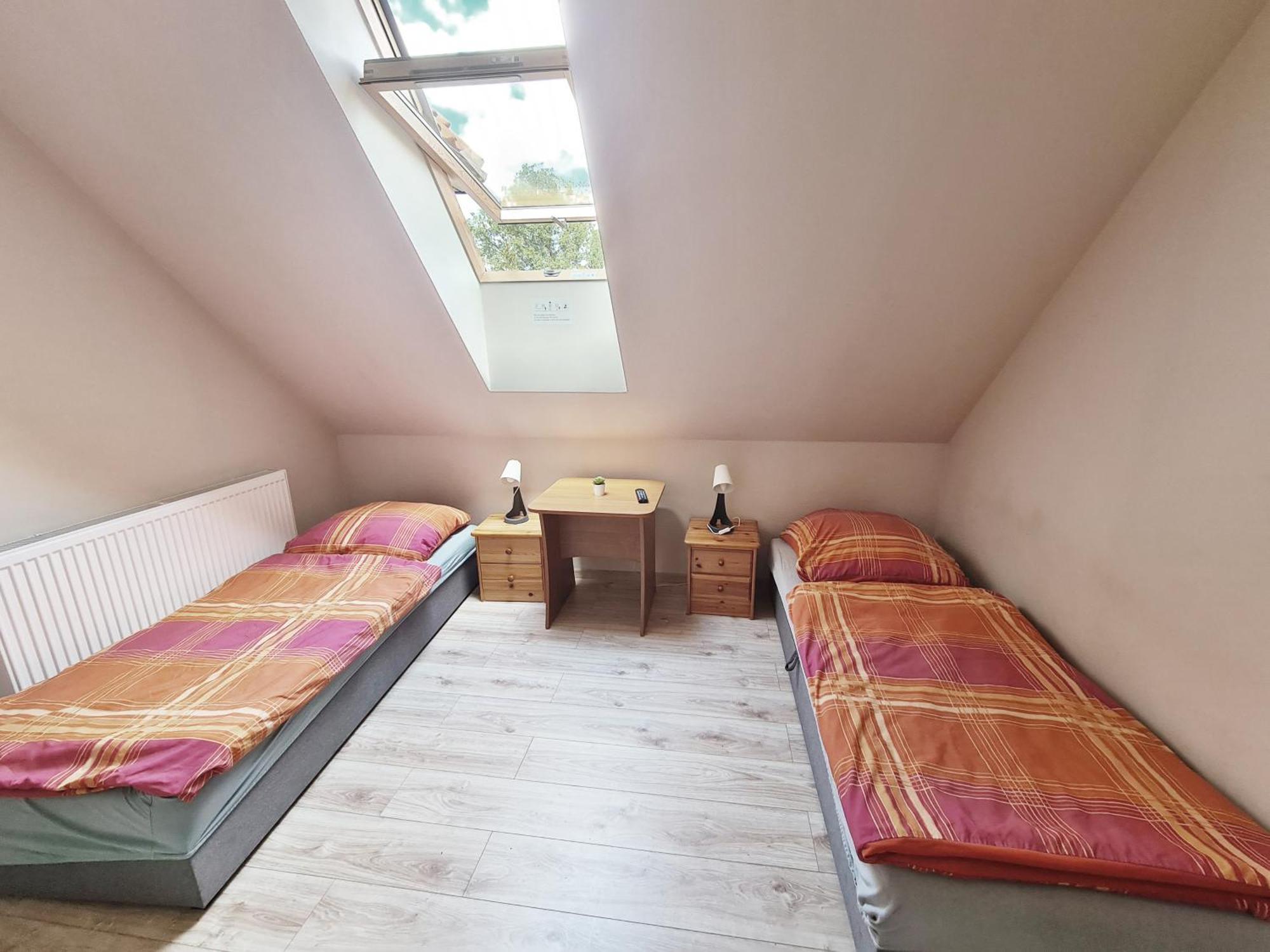 W20 Hostel Goledzinow 외부 사진