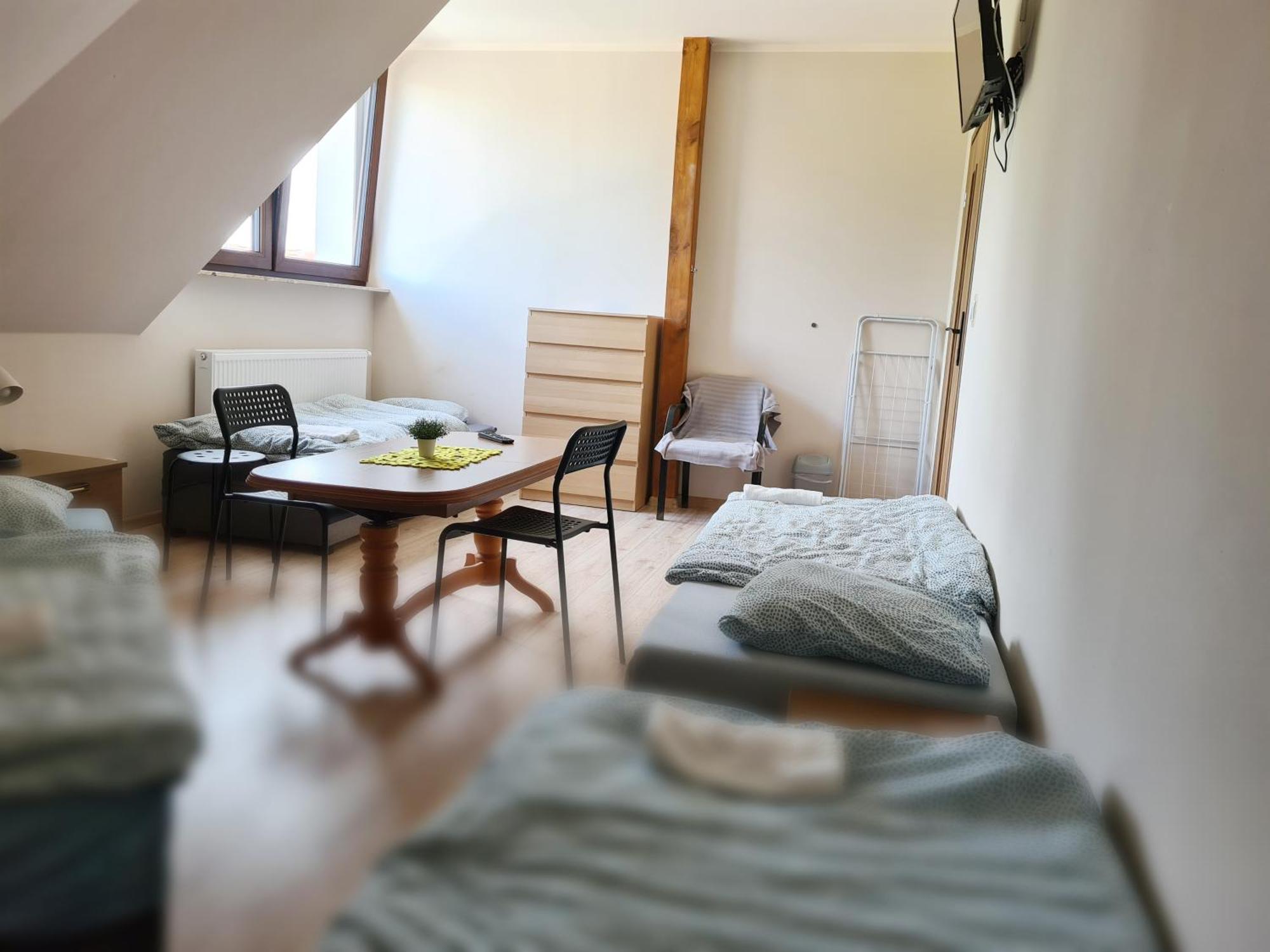 W20 Hostel Goledzinow 외부 사진