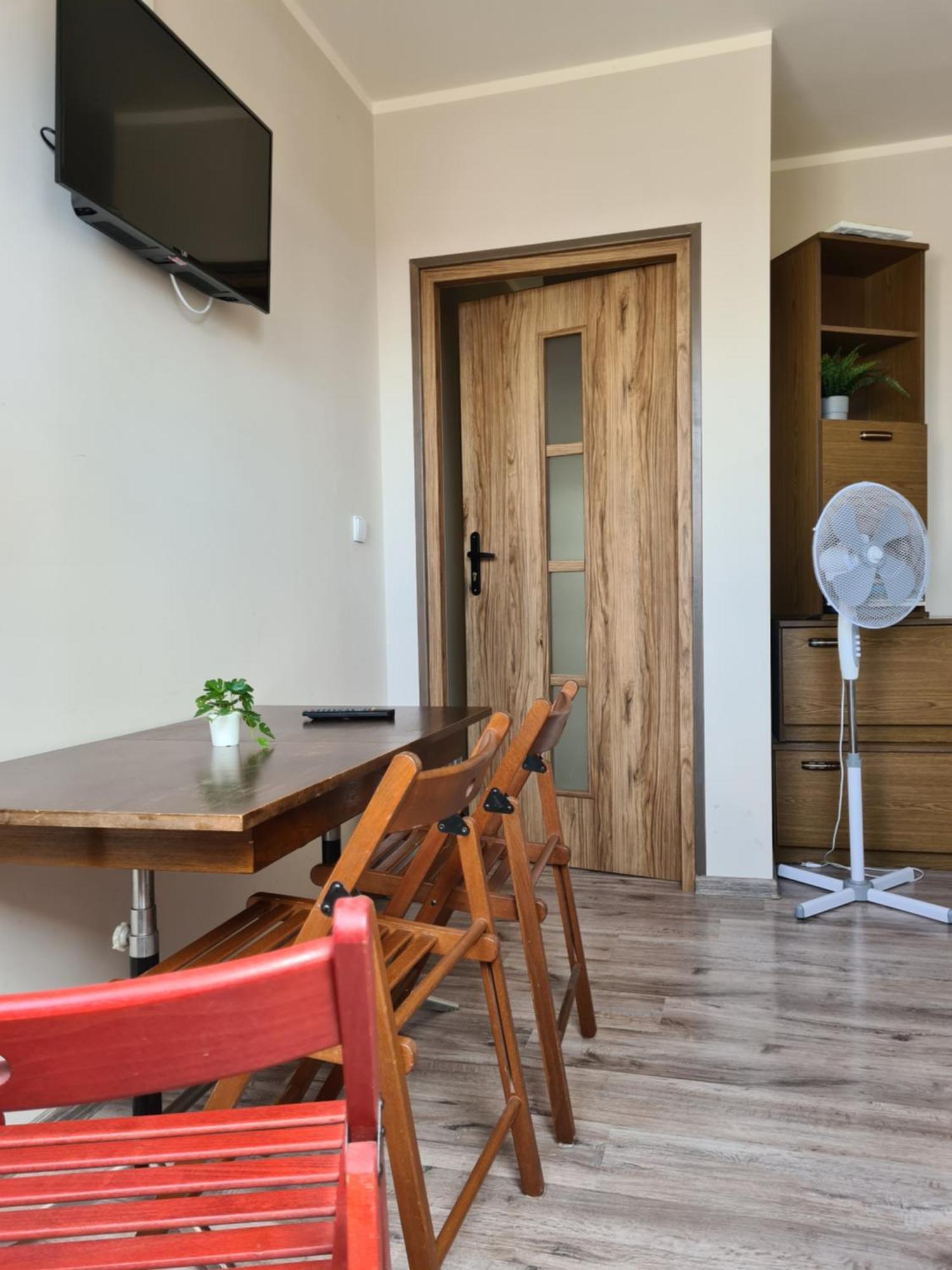 W20 Hostel Goledzinow 외부 사진